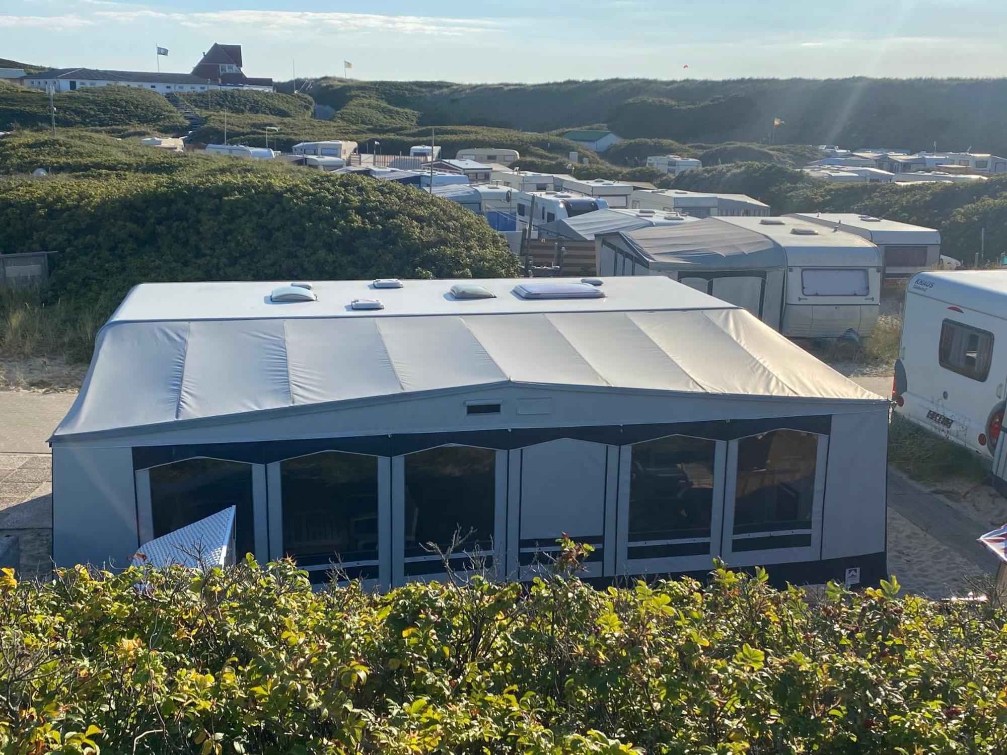 Wohnwagenvermietung Hoernum / Sylt Bagian luar foto